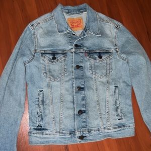 Levi’s Women’s Jean Jacket